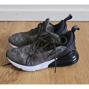 Nike Air Max 270 Womens Size 7 Green White Athletic Running Shoes Sneakers